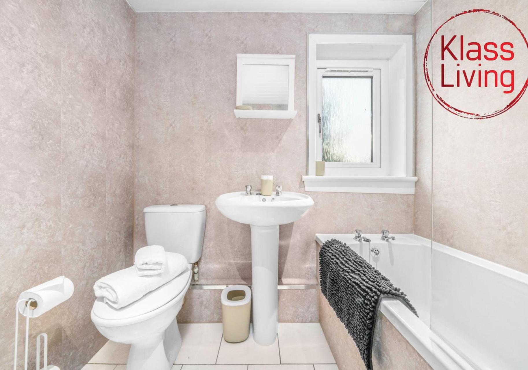 West End House By Klass Living ベルズヒル エクステリア 写真